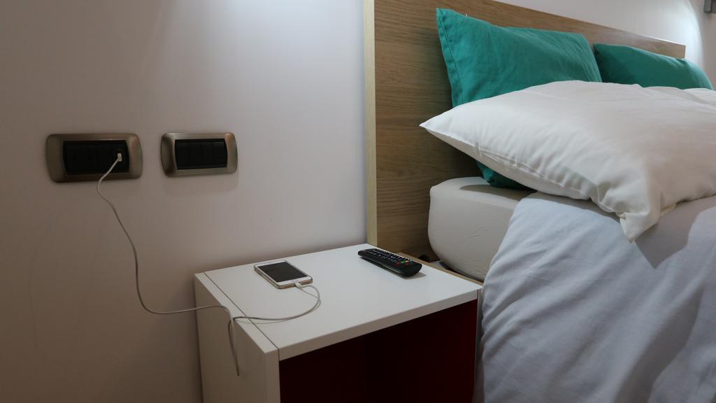 Room In Roma Isole Exteriér fotografie