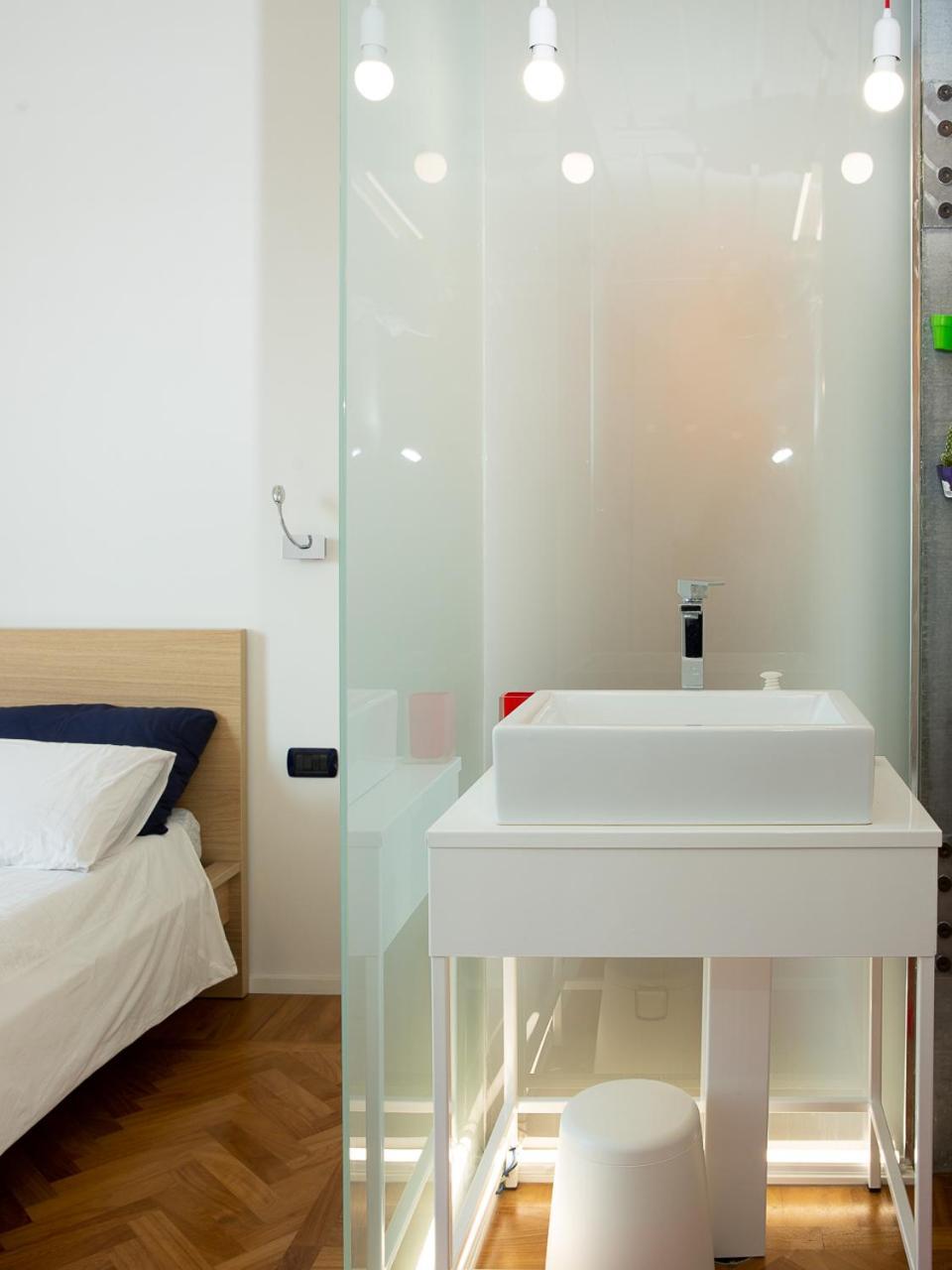 Room In Roma Isole Exteriér fotografie