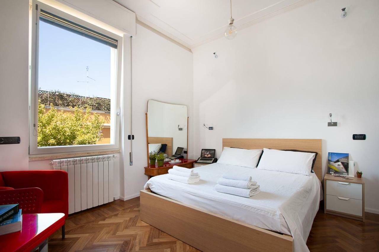 Room In Roma Isole Exteriér fotografie